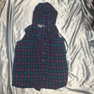 90’s Grunge  Sleeveless Flannel